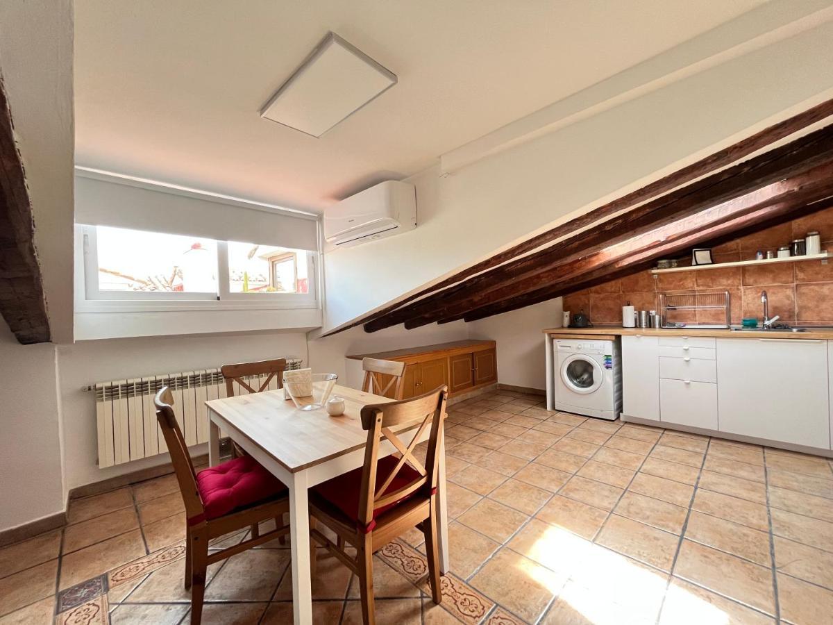 Atico Atocha Ile Temporal Apartment Madrid Bagian luar foto